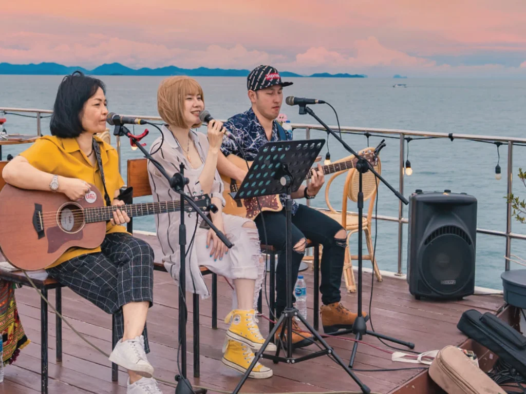 Cruise Entertainment